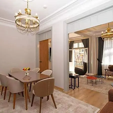 Отель Monev 4*