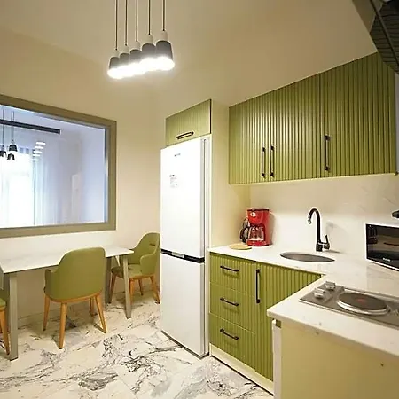 Monev 4* Стамбул