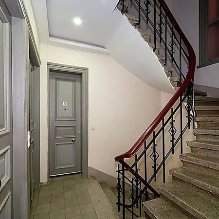 Monev Стамбул